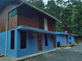 Hospedaje Claro de Luna，位于Matina的酒店