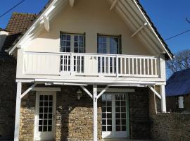 L'ABRIGIT，位于Curcy-sur-Orne的酒店