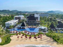 Pullman Lombok Merujani Mandalika Beach Resort，位于龙目岛库塔的酒店