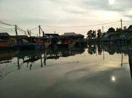 吉胆岛海甜民宿 Swee Sea Homestay Pulau Ketam，位于Bagan Teochew的酒店