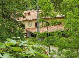 Agriturismo Fonte Magria，位于阿巴迪亚圣萨尔瓦托雷的酒店