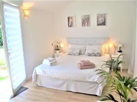 Chambre d'hôtes de charme MERBLEUESOLEIL