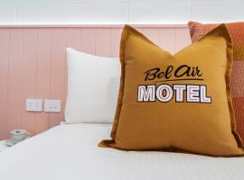 Bel Air Motel，位于麦凯的带停车场的酒店