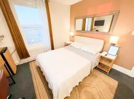 ITH Hermosa Beach Surf Hostel LAX