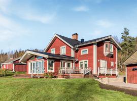 Awesome Home In Idkerberget With Lake View，位于格兰耶德的酒店