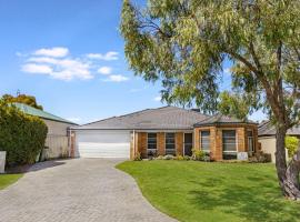 Sandylands Busselton with WiFi，位于Vasse的酒店