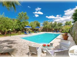 /Historical City/ Villa Medici - Luxury，位于奥里亚的酒店