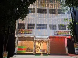HOTEL AV Priya Rajgir