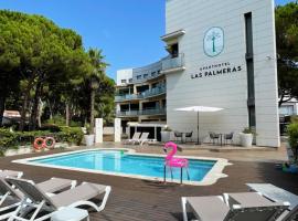 Aparthotel Las Palmeras Castelldefels，位于卡斯特尔德费尔斯的公寓式酒店