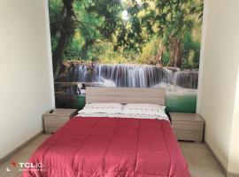 Villa ARA rossa，位于Canegrate的酒店