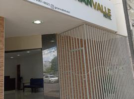 Granvalle Hotel Juazeiro，位于茹阿泽鲁彼得罗利纳 - 尼罗科埃略议员机场 - PNZ附近的酒店