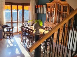 Casa Rural Reyes，位于努瓦洛斯的酒店