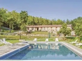 8 Bedroom Pet Friendly Home In Badia Tedalda Ar