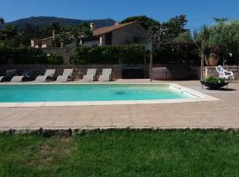 Magnifique villa piscine Propriano，位于奥尔梅托的度假屋