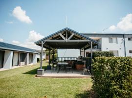 Colonial Motel Richmond，位于里士满的酒店