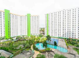 RedLiving Apartemen Green Lake View Ciputat - Farida Property 1 Tower E，位于庞多克卡贝希利尔的酒店