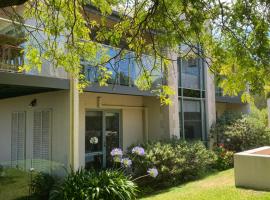 7 & 8 Monte Vista Sorrento，位于索伦托的酒店