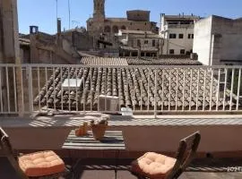 Charming Townhouse 7 PAX WIFI/AIRCON - Ca's Padrí