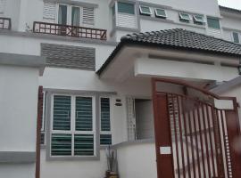 Nimah Seaview Homestay，位于乔治市的酒店