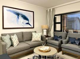 427 Ballito Hills - Lovely 3 bedroom apartment，位于巴利托巴利托生活方式中心附近的酒店