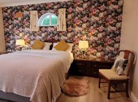 The Yoke B&B and Self-Catering Accommodation Laois，位于Ballybrittas的酒店