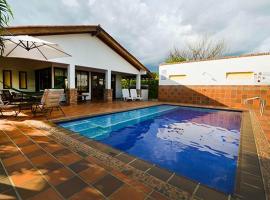 Cabañas Campestres Rincón de Apiay，位于Apiay的酒店