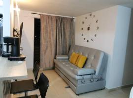Niquia, Hermoso Apartamento cerca a Nórdica，位于贝约的酒店