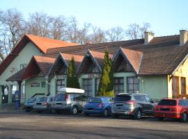 Hotelik Orlik，位于Legnickie Pole的住宿加早餐旅馆