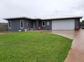Cozy Room with Separate Entrance and Ensuit Bathroom