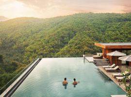 Hyatt Regency Dehradun Resort and Spa，位于德拉敦的酒店
