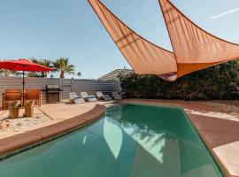 The Yorba Oasis w/Pool，位于棕榈泉的乡村别墅