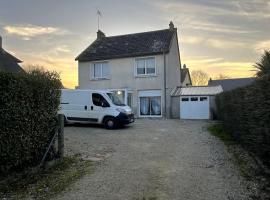 Gîte équipé 1 à 8 personnes modulable lire hôte，位于Montfarville的酒店
