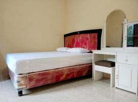 Homestay Almanda Syariah Malino，位于Sungguminasa的酒店