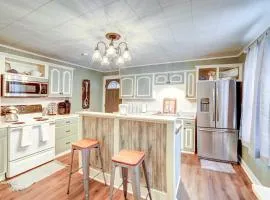 Charming Negaunee Home about 2 Mi to Teal Lake!