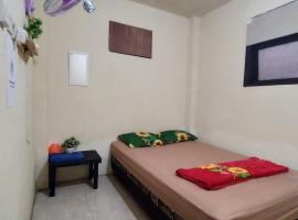 Ijen Basecamp & Homestay，位于Ketapang的酒店