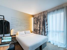 B&B HOTEL Lille Grand Stade，位于阿斯克新城Cité Scientifique - Professeur Gabillard Metro Station附近的酒店