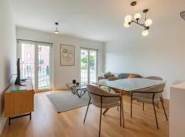 Unique Belém 1BDR Apartment by LovelyStay