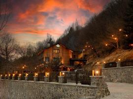 Abant Yayla Dağevi，位于Dereceören阿邦特湖附近的酒店