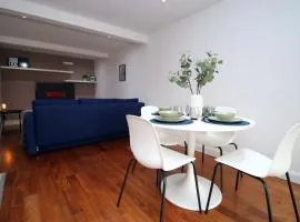 1-Bed Apt Under the Clock - Sleeps 4
