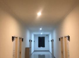 Damai Guest House Cirebon，位于井里汶的旅馆