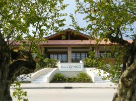 Green Village Eco Resort，位于利尼亚诺萨比亚多罗的酒店