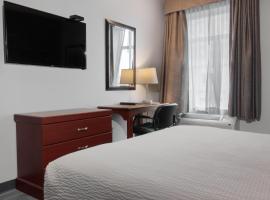 Premier Inn & Suites - Downtown Hamilton，位于汉密尔顿的酒店