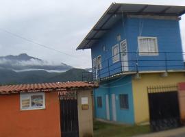 Espaço Alto da Colina em Penedo RJ，位于伊塔蒂亚亚的民宿