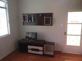 Apartamento(1) inteiro com sala reversivel，位于沃尔塔雷东达的酒店