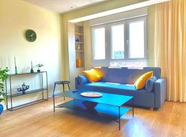 SUITE PLAYA GIJON CENTRO, apartamento nuevo, 5 huéspedes VUT-3622-AS，位于希洪的公寓