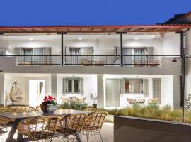 Araliki Suites，位于波利克罗诺的酒店