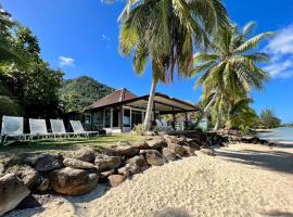 Fare Matairoa - Cozy Cottage w Pretty Beachfront，位于Iumaru的酒店