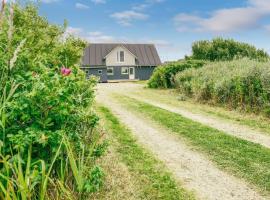 Holiday Home Taio - 500m from the sea by Interhome，位于拉科克的酒店