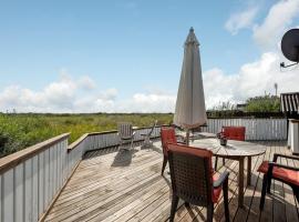 Holiday Home Kylli - 600m from the sea in Western Jutland by Interhome，位于拉科克的酒店