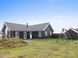Holiday Home Suvi - 900m from the sea in Western Jutland by Interhome